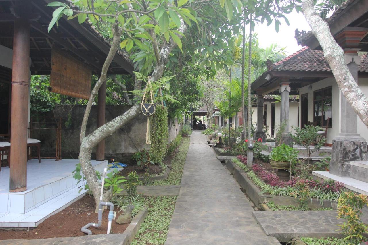 Temple Cafe & Cottages 캔디다사 외부 사진