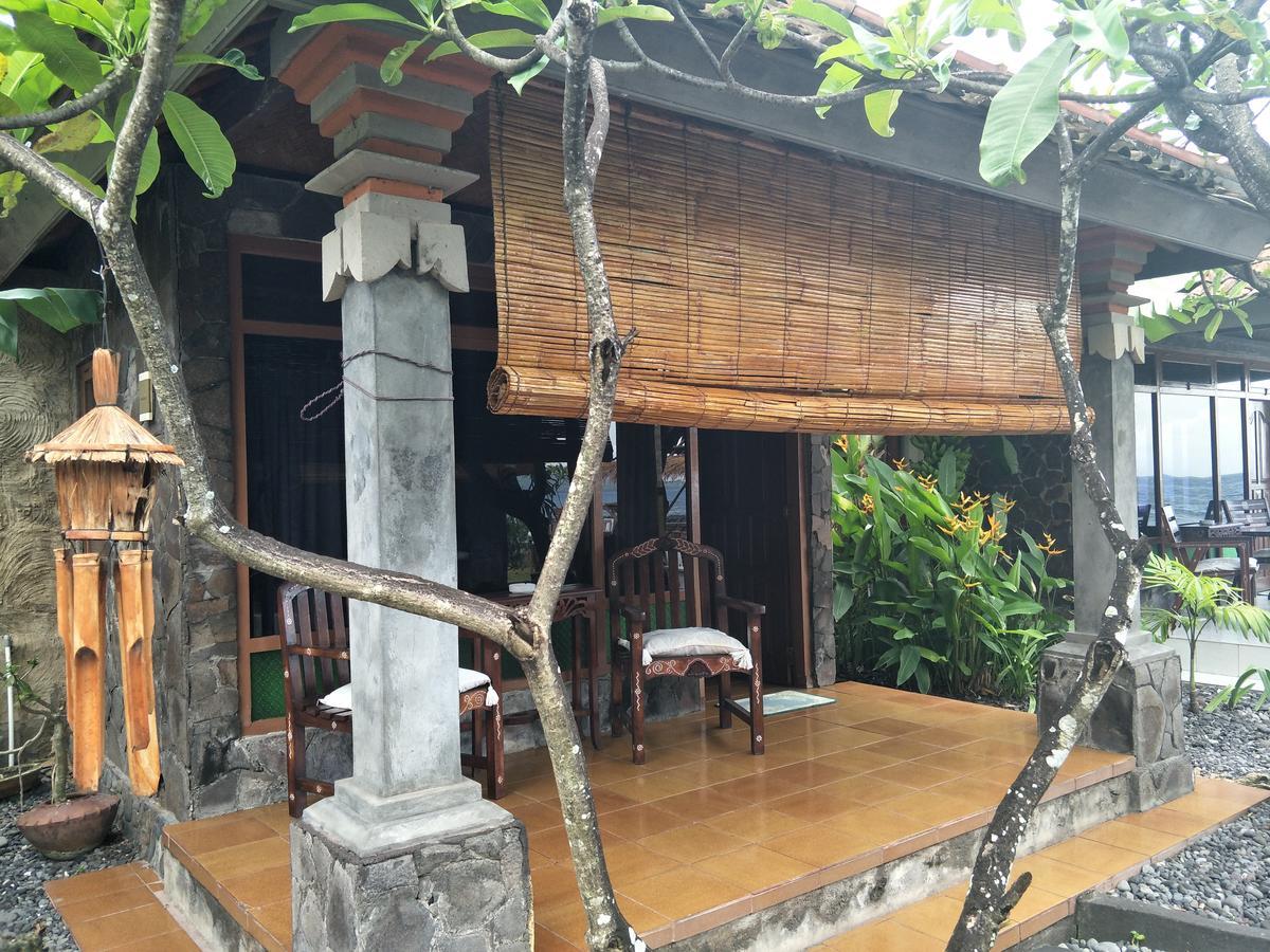 Temple Cafe & Cottages 캔디다사 외부 사진